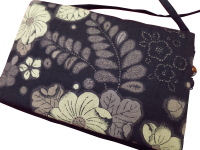 義若オリジナルのポシェット 辻が花紋様 黒